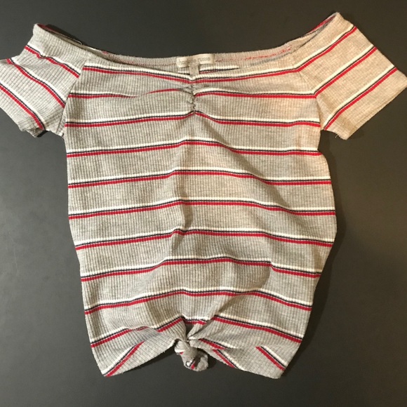 off the shoulder topped - Picture 2 of 2